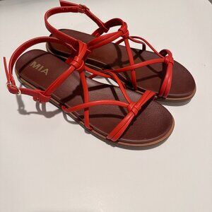 New MIA Women's Daphine Strappy Flat Sandals Size 7.5